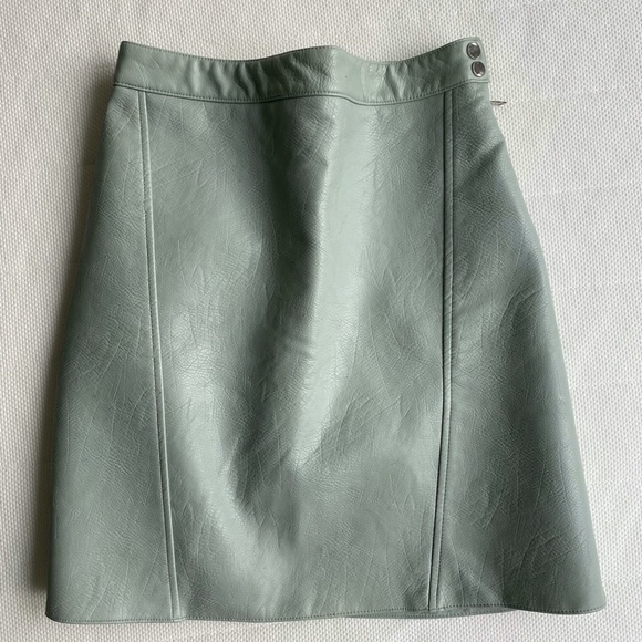 Faux Leather Teal Green Skirt - Picture 1 of 3